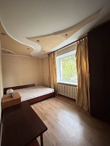 Трикімнатна квартира на Леваневців. З меблями та технікою