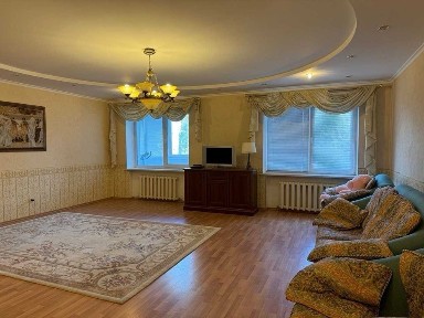 Комфортная 3 комн квартира ул Педагогическая Новый дом подвал