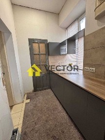 У продажу однокімнатна бюджетна квартира, р-н Конкорду