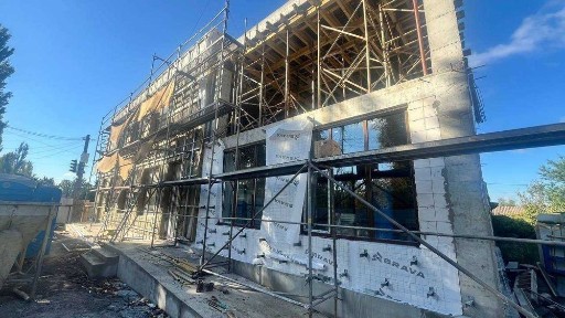 Комерційне приміщення 144 м² - ідеальне під школу, студію або офіс.