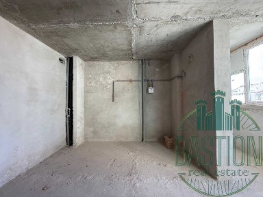 Простора 3-кімнатна квартира у центрі міста, вул. Бельведерська