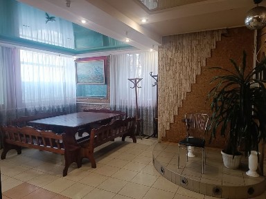 аренда фасадного кафе с летником.