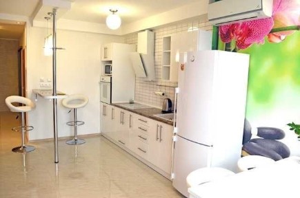 Апартаменти в новому будинку біля метро на Святошино на Львівській 26а