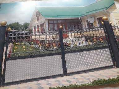 Терміново продам господарство, 25 км від Чернівців (Колінківці)