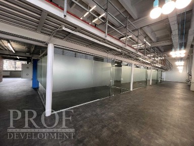 Сучасний LOFT з вільним плануванням (1700 м2)