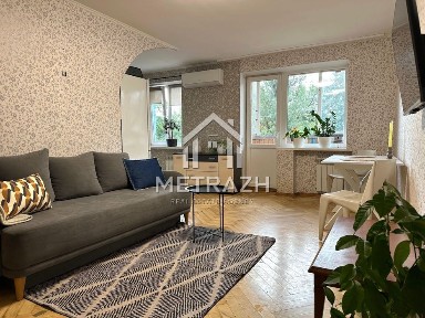 Затишна 2к квартира 45 м² м. Дарниця