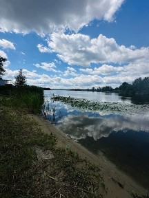 Ділянка з будинком на човновій станціі Вітерець