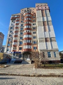 Сдам в аренду торгово-офисное проспект Свободы 46.