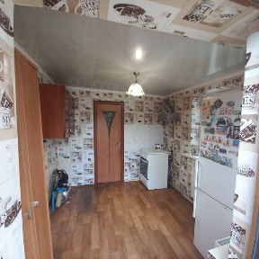 Будинок + частина будинку.