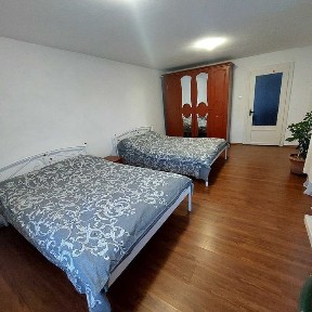 Здам будинок подобово 1200