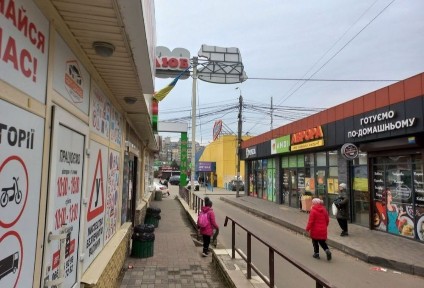 Аренда магазина Набережная Заводская 101к возле Сильпо и МакДональдс