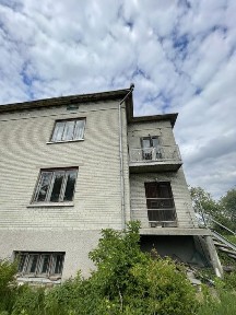 Продаж півбудинку (по вертикалі) с. Горбків