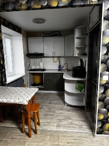 Продається 3 кімнатна квартира. Центр міста. 46000$