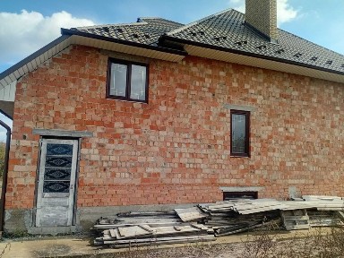 Продам новобудову 350 м. кв. на 22 сот. в Горішних Шерівцях
