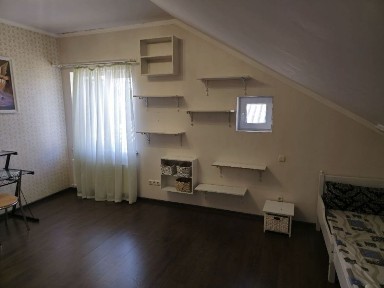 Сдам 3-к дом два этажа Левый берег проспект Слабожанский