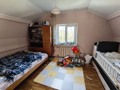 Опенда затишного будинку 3 кім с, Оброшено