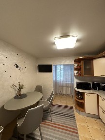 3к, вул. Залізнична, 2/9, заходь та живи!