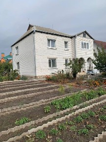 Продам затишний будинок