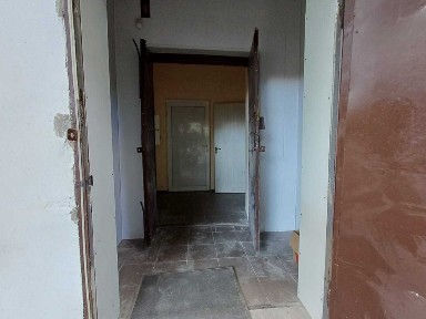 20м2 - р-н Вокзальна біля школи