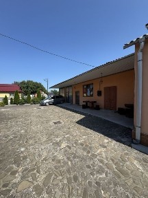 Здається в оренду приміщення під склад чи виробництво
