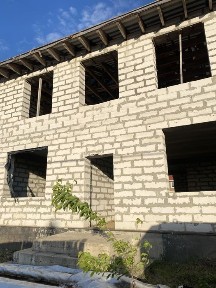 Продаж будинку на початку Козацького проспекту