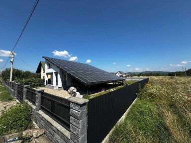 Продається будинок в м. Тячів