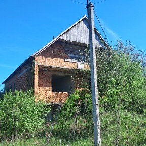 Продам 2 поверхову недобудову в селі Червоне