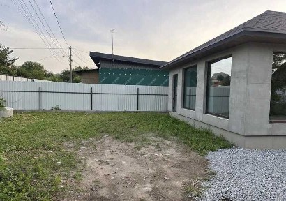 Будинок на Мальованці, новобудова без внутрішніх робіт