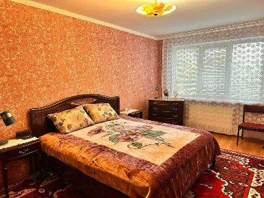 Здам 3х кімнатну квартиру в центрі