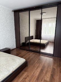 Квартира 3 кімнатна з балконом вул. Авіаторів