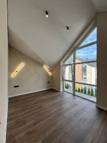 Таунхаус/котедж з якісним ремонтом! Класна локація!