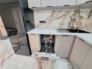 Стильна та комфортна 2/х кім + кухня/студіо