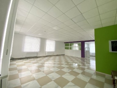 Оренда офісу Євгена Рихліка 4