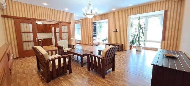 Ексклюзивна оренда Таунхаусу в самому ЦЕНТРІ Дніпра!