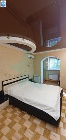 Продам. 3-к. кв. 2/12, вул. Робоча, район вул. Національної Гвардії.