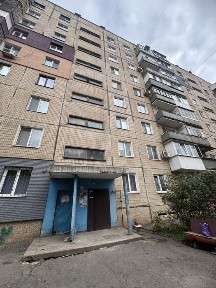 Продам Трехкомнатную квартиру на Юбилейной ул. Содружества.