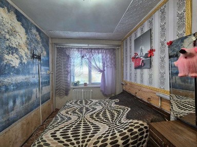 Продаю квартиру на вул. Соборності (Восход, Косіора)