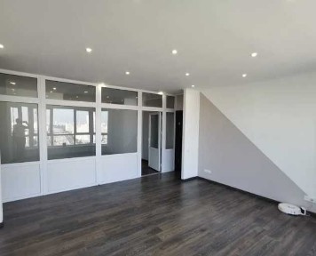 Без %, оренда офісу, вул. Мішуги, 136 кв. м, меблі, генератор на ліфт !