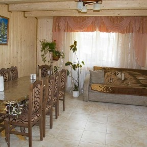 Будиночок в горах, село Яблуниця, 1 км від центральної траси