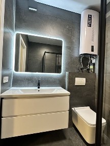 Продам 2 кімн. Квартиру в Обухові, вул Каштанова 26г.