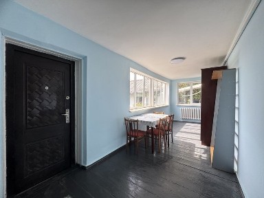 Затишний будинок в Піщанці, поруч річка.