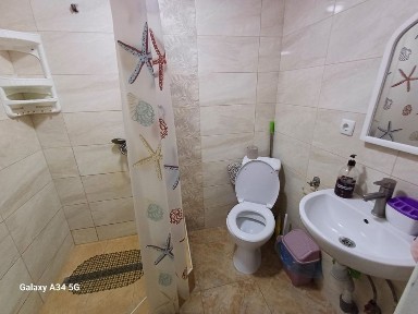 Здам 1 кімнатний номер у будинку