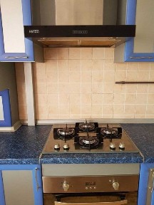 Здається 1 к кв на Нижньосироватскій