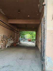 Нежитлові приміщення, площею 37,5 кв. м, м. Чернівці