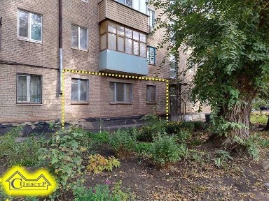 3кімнатна квартира під капітальий ремонт соц місто 1 поверх