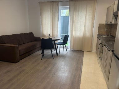 Новий сучасний таунхаус з сонячними панелями, 2 км від проспекту Бажана