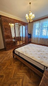 Квартира в урядовому кварталі. Без коміссії!