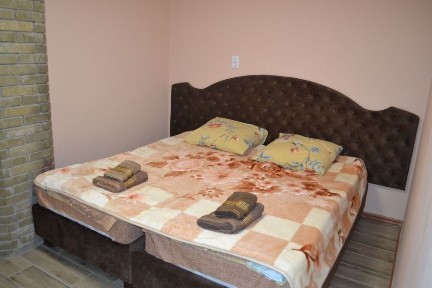 Квартира подобово