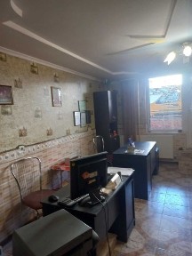 Офіс центр Фасад світло та тепло ЦІЛОДОБОВО