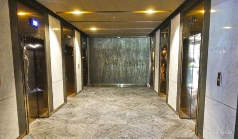 Київ, Печерський, вулиця Михайла Грушевського 9Б